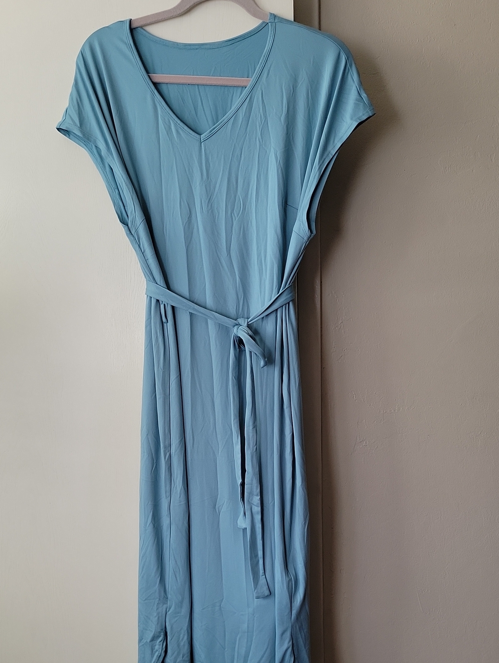 HALARA Light Blue V-Neck Tie-Waist Maxi Dress